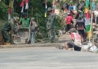 Gotong Royong TNI-Warga Seboro Semakin Menggema Jelang Penutupan TMMD